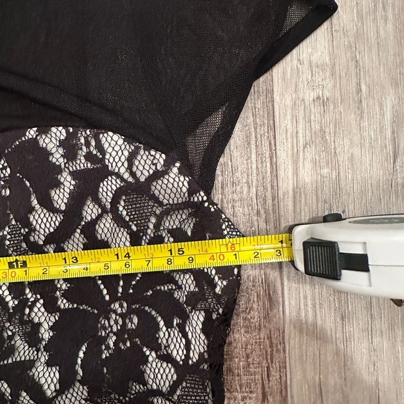 Rampage Y2K Blouse Unconventional Lace Sheer Top Gold Zip Sz M Whimsigoth Fairy - Picture 5 of 6